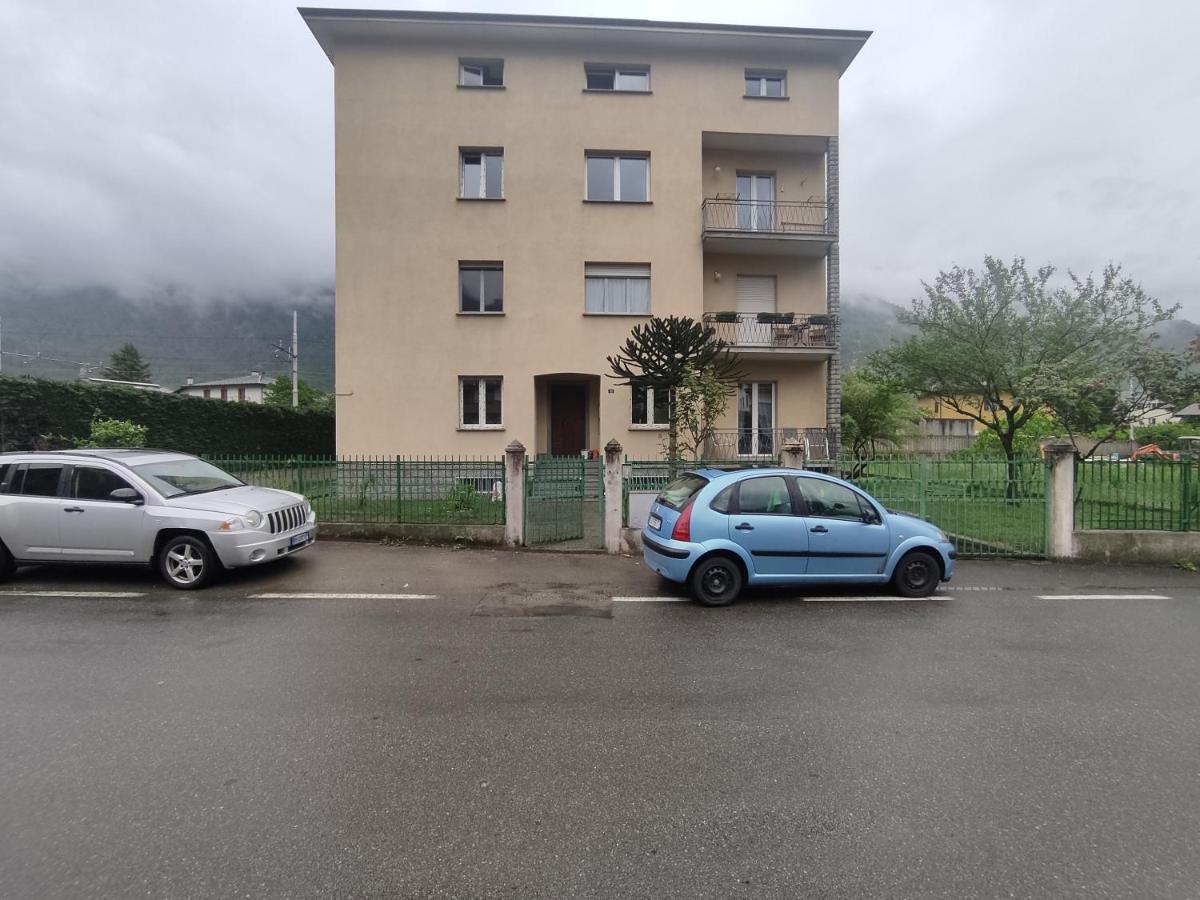 Tirano Express Luxury Apartments Dış mekan fotoğraf