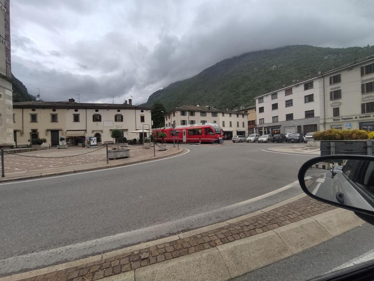 Tirano Express Luxury Apartments Dış mekan fotoğraf