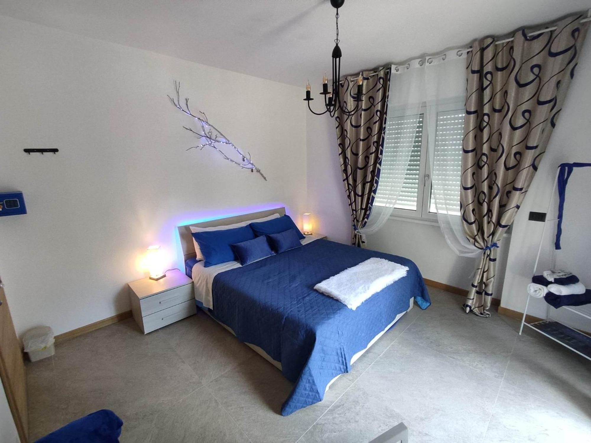 Tirano Express Luxury Apartments Dış mekan fotoğraf