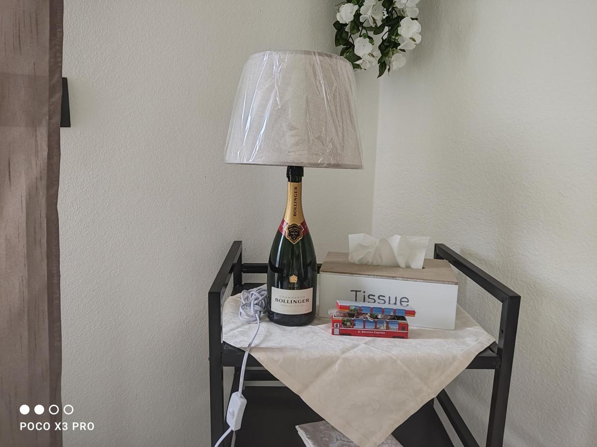 Tirano Express Luxury Apartments Dış mekan fotoğraf